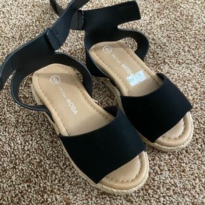 Toddler sandals